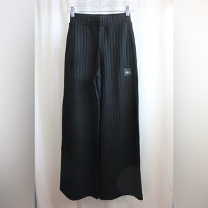 Alo Yoga, Ribbed Take Comfort Wide Leg Pant, Black, Size: XXS. 28” Inseam.